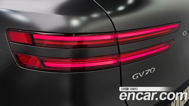 Genesis GV70 3.5T Gasoline AWD 2025 — фото 29