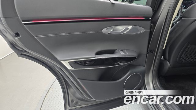 Genesis GV70 3.5T Gasoline AWD 2025 — фото 31