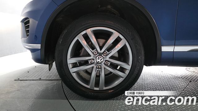 Volkswagen Touareg V6 3.0 TDI Bluemotion 7P5 2015 — фото 5