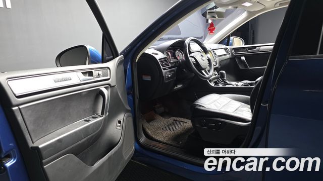 Volkswagen Touareg V6 3.0 TDI Bluemotion 7P5 2015 — фото 10
