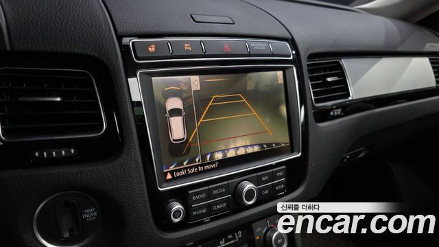 Volkswagen Touareg V6 3.0 TDI Bluemotion 7P5 2015 — фото 15