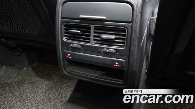 Volkswagen Touareg V6 3.0 TDI Bluemotion 7P5 2015 — фото 18
