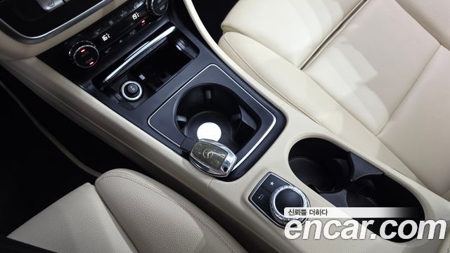 Mercedes-Benz GLA-Class (X156) GLA220 Premium 2019 — фото 9