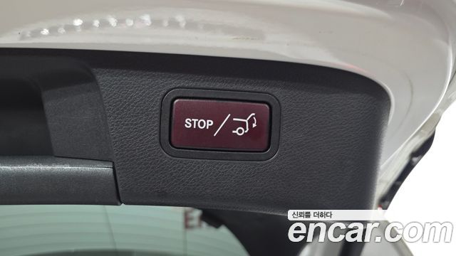 Mercedes-Benz GLA-Class (X156) GLA220 Premium 2019 — фото 16