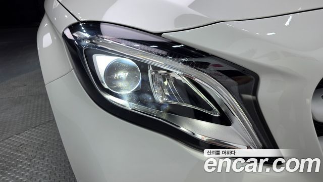 Mercedes-Benz GLA-Class (X156) GLA220 Premium 2019 — фото 22
