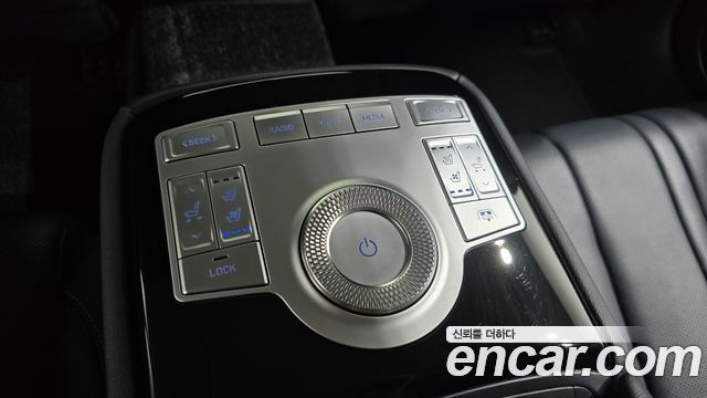 Genesis G80 (RG3) Gasoline 2.5 Turbo 2WD 2022 — фото 17