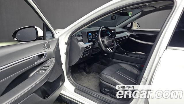 Hyundai Sonata The Edge (DN8) 2.0 Premium 2024 — фото 10