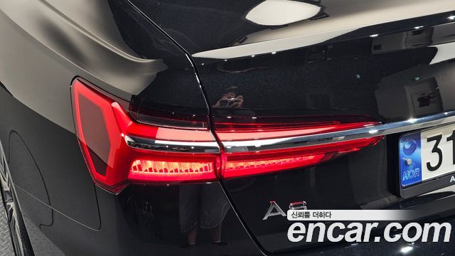 Audi A6 (C8) 45 TFSI Quattro Premium 2023 — фото 29