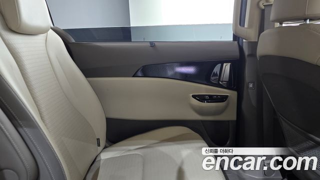 Kia Carnival (IV) Diesel 9-Seater Signature 2021 — фото 25