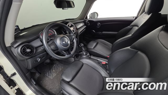 MINI Cooper Standard Third Generation 2016 — фото 7
