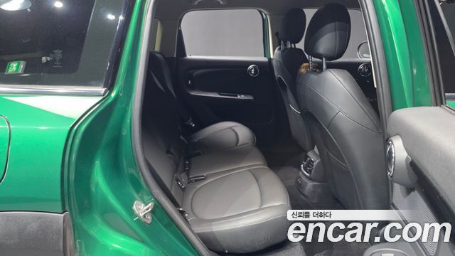 MINI Cooper Countryman Classic Plus Launch Pack 2nd Gen 2023 — фото 12