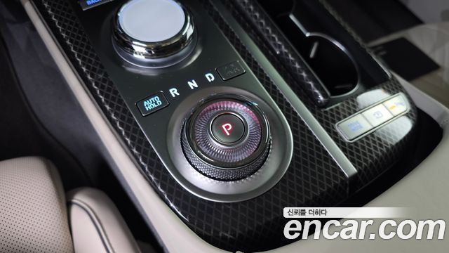 Genesis G80 (RG3) Gasoline 2.5 Turbo AWD 2024 — фото 9