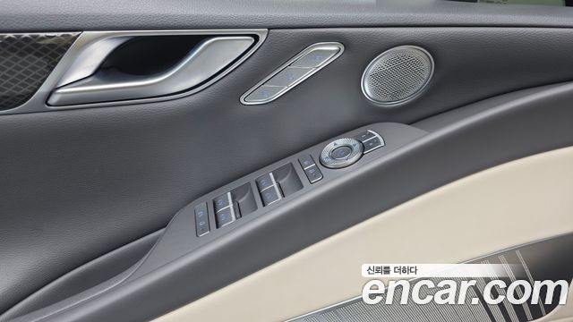 Genesis G80 (RG3) Gasoline 2.5 Turbo AWD 2024 — фото 11