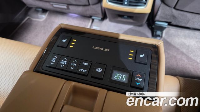 Lexus ES300h Supreme+ XV60 2018 — фото 19