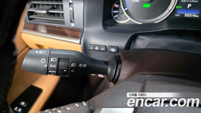 Lexus ES300h Supreme+ XV60 2018 — фото 36