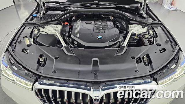 BMW 6 Series GT (G32) 640i xDrive Luxury 2022 — фото 6