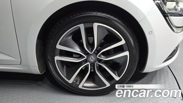 Renault Korea SM6 1.6 TCe RE 2017 — фото 21
