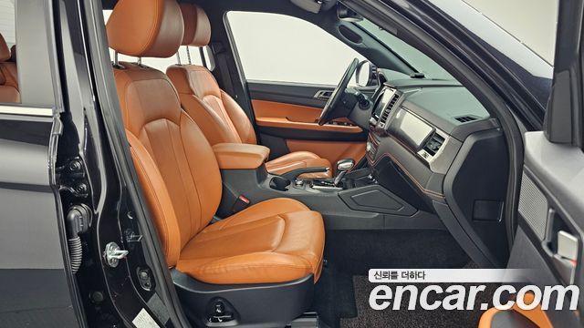 KG Mobility (SsangYong) Rexton Sports Khan Diesel 2.2 4WD Noblesse 2022 — фото 11