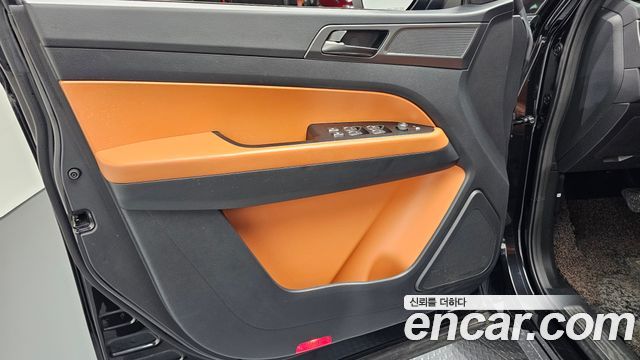 KG Mobility (SsangYong) Rexton Sports Khan Diesel 2.2 4WD Noblesse 2022 — фото 24