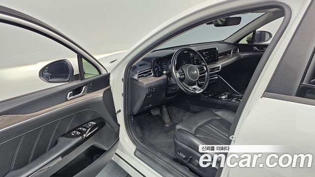 Kia K5 (III) 2.0 LPI Signature 2021 — фото 10