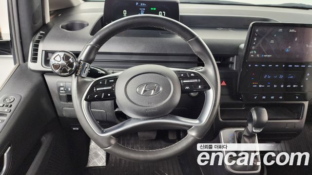 Hyundai Staria Cargo 3-Seater Modern 2022 — фото 12