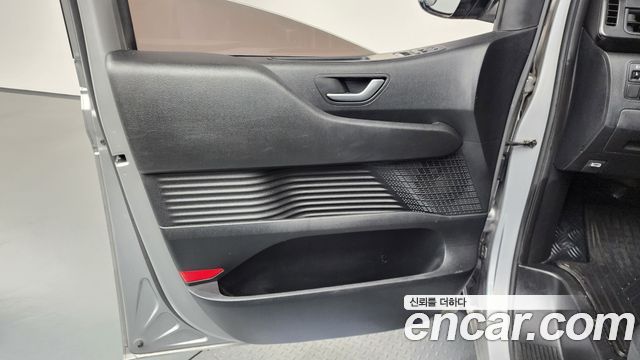 Hyundai Staria Cargo 3-Seater Modern 2022 — фото 25