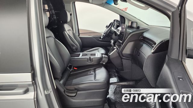 Hyundai Staria Cargo 3-Seater Modern 2022 — фото 26