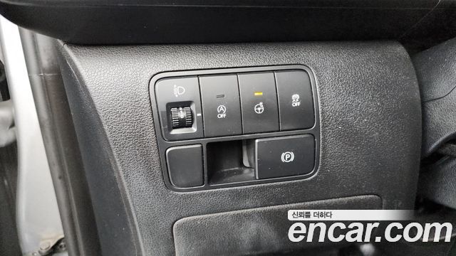 Hyundai Staria Cargo 3-Seater Modern 2022 — фото 31