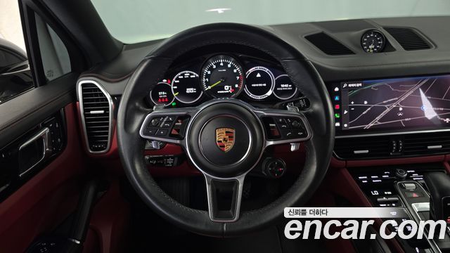Porsche Cayenne (PO536) 3.0 E-Hybrid Coupe 2022 — фото 13