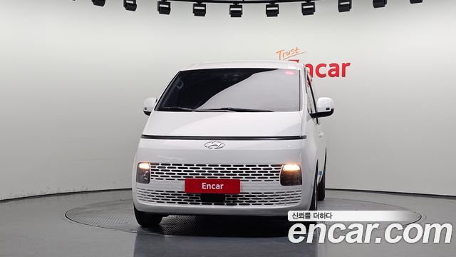 Hyundai Staria Cargo 3-Seater Modern 2022 — фото 3