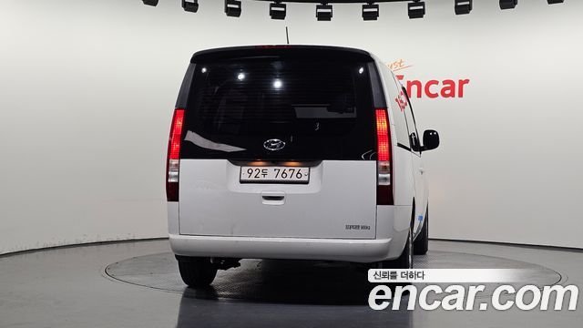 Hyundai Staria Cargo 3-Seater Modern 2022 — фото 4