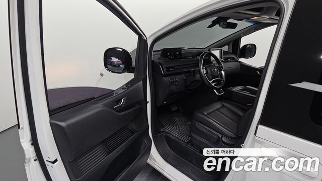 Hyundai Staria Cargo 3-Seater Modern 2022 — фото 10