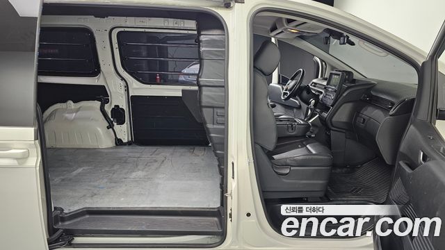 Hyundai Staria Cargo 3-Seater Modern 2022 — фото 11