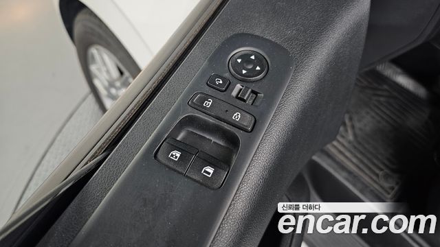 Hyundai Staria Cargo 3-Seater Modern 2022 — фото 12