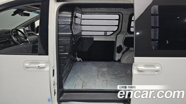 Hyundai Staria Cargo 3-Seater Modern 2022 — фото 26