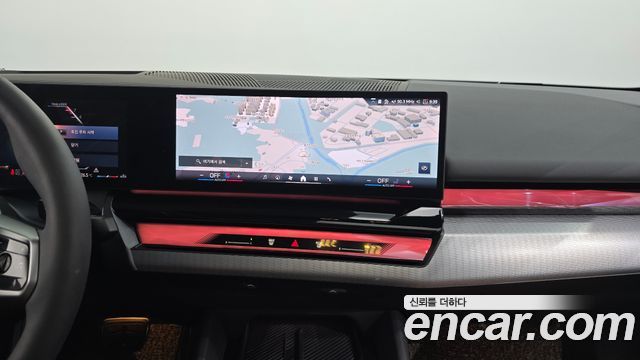 BMW 5 Series (G60) 530i xDrive M Sport 2025 — фото 13