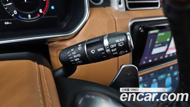 Land Rover Range Rover (IV) 4.4 SDV8 AB DIESEL 2018 — фото 17