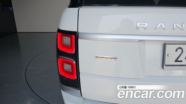 Land Rover Range Rover (IV) 4.4 SDV8 AB DIESEL 2018 — фото 23