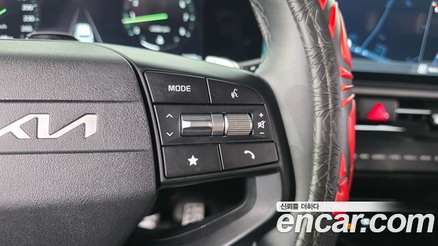 Kia Sportage (V) LPG 2.0 2WD Signature 2025 — фото 14