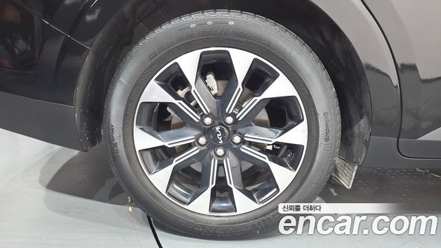 Kia Carnival (IV) Diesel 9-Seater Signature 2023 — фото 5
