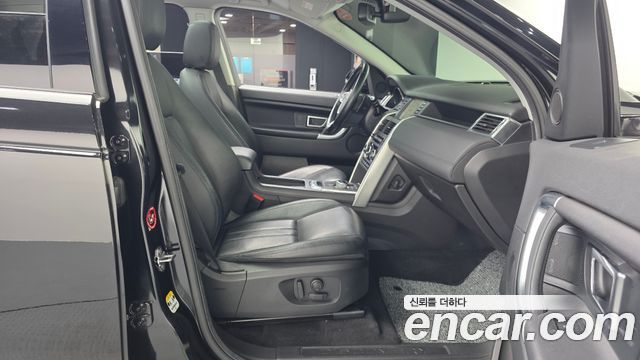 Land Rover Discovery Sport 2.0 TD4 SE 2016 — фото 11