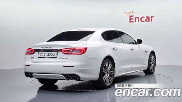 Maserati Quattroporte S Q4 3.0 V6 Granlusso 2018 — фото 2