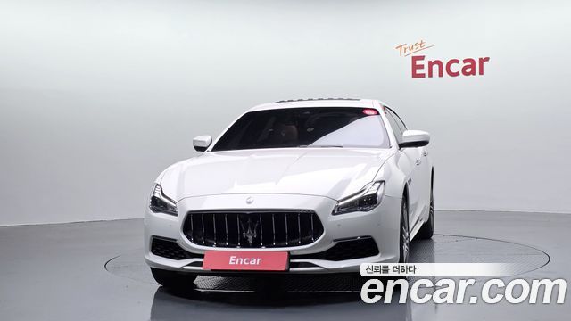 Maserati Quattroporte S Q4 3.0 V6 Granlusso 2018 — фото 3