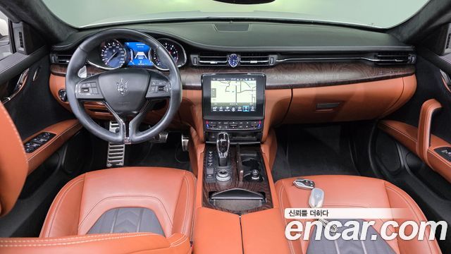 Maserati Quattroporte S Q4 3.0 V6 Granlusso 2018 — фото 7
