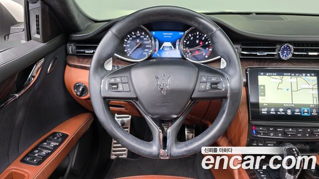 Maserati Quattroporte S Q4 3.0 V6 Granlusso 2018 — фото 13