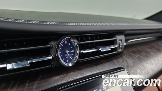 Maserati Quattroporte S Q4 3.0 V6 Granlusso 2018 — фото 30
