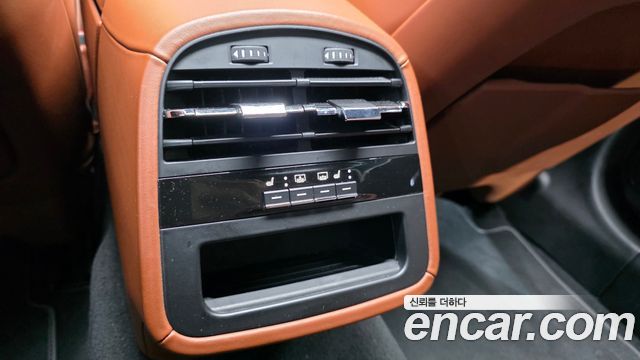 Maserati Quattroporte S Q4 3.0 V6 Granlusso 2018 — фото 31