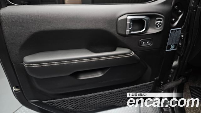 Jeep Wrangler (JL) 2.0 Overland 4Door 2019 — фото 24