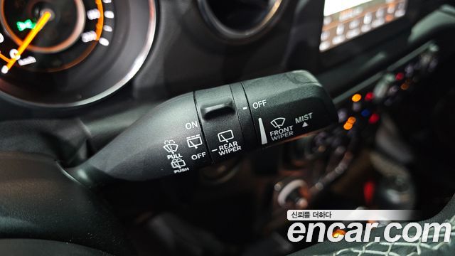 Jeep Wrangler (JL) 2.0 Overland 4Door 2019 — фото 31