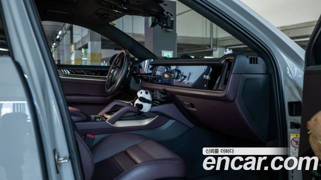 Porsche Cayenne (PO536) 3.0 S E-Hybrid Coupe 2025 — фото 16